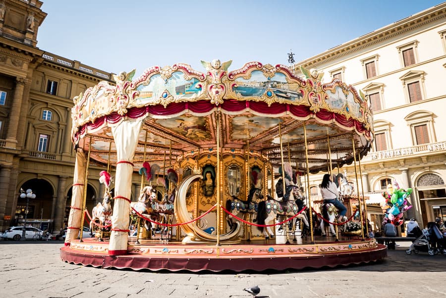 Piazza della repubblica florence carousel