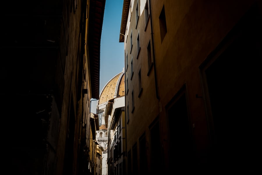 Cupola of Brunelleschi florence street town center