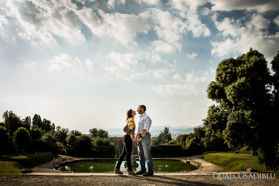 engagement photo boboli garden florence