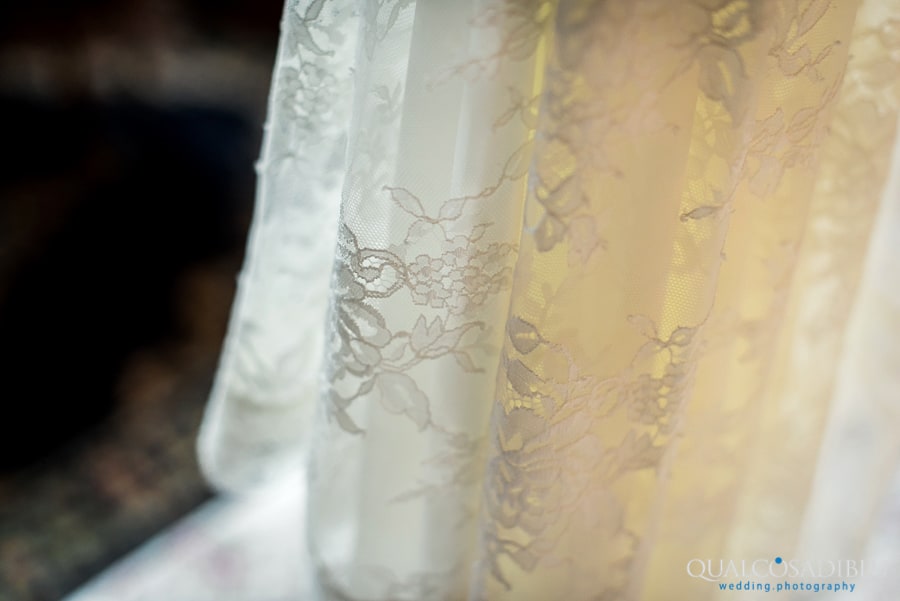 detail wedding dress lace