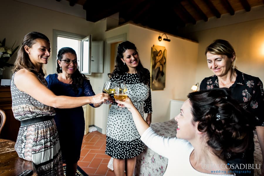 bride and braidsmais toast with wine