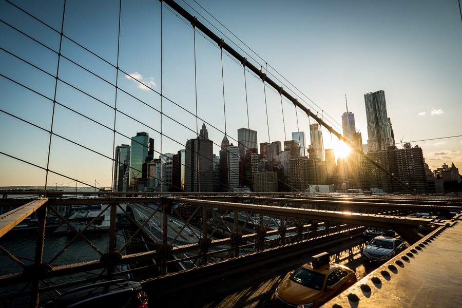 new york city skyline sunset brooklyn bridge