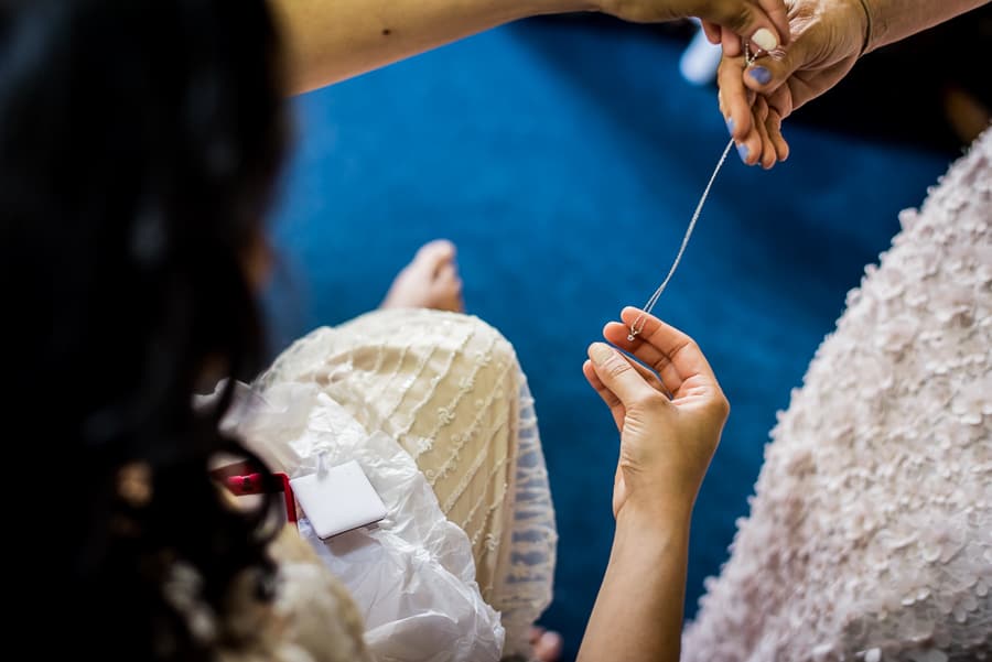 wedding getting ready bride jewerly details shining