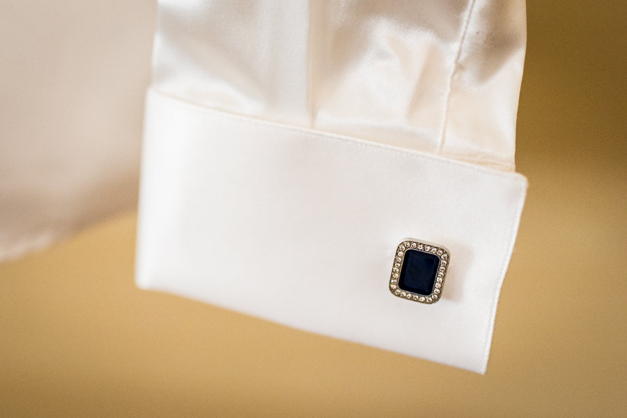 cufflinks detail shirt groom