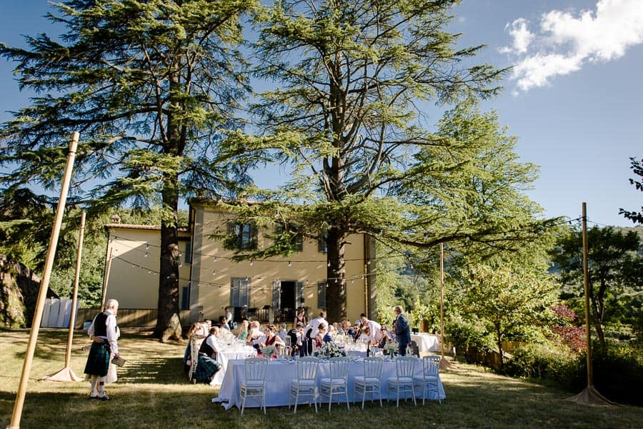 Wedding receipt in the garden of Villa il Salicone Pistoia