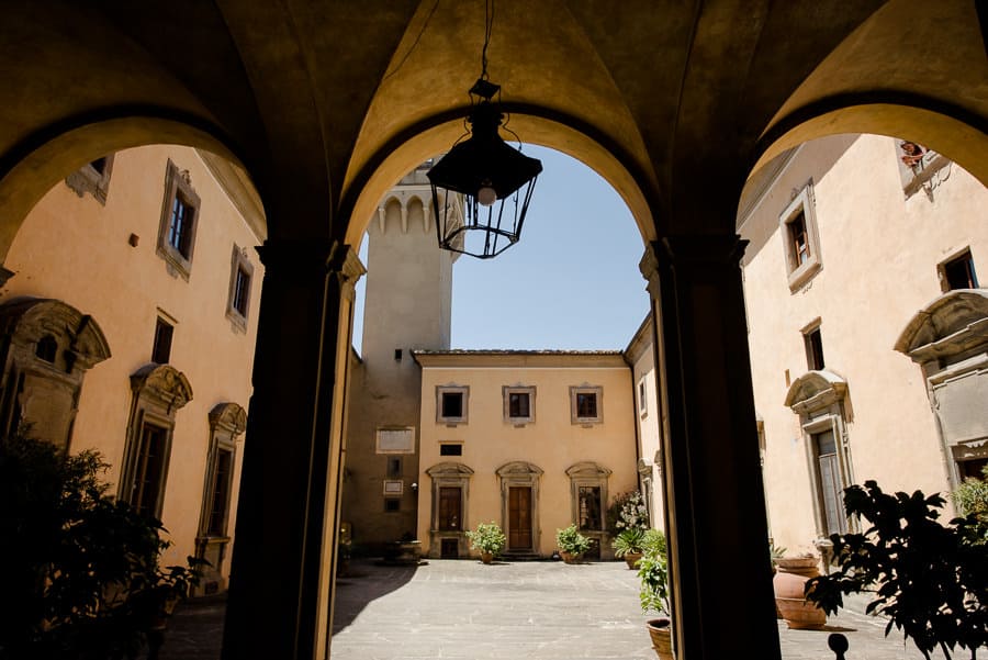 castello di montegufoni internal courtyard