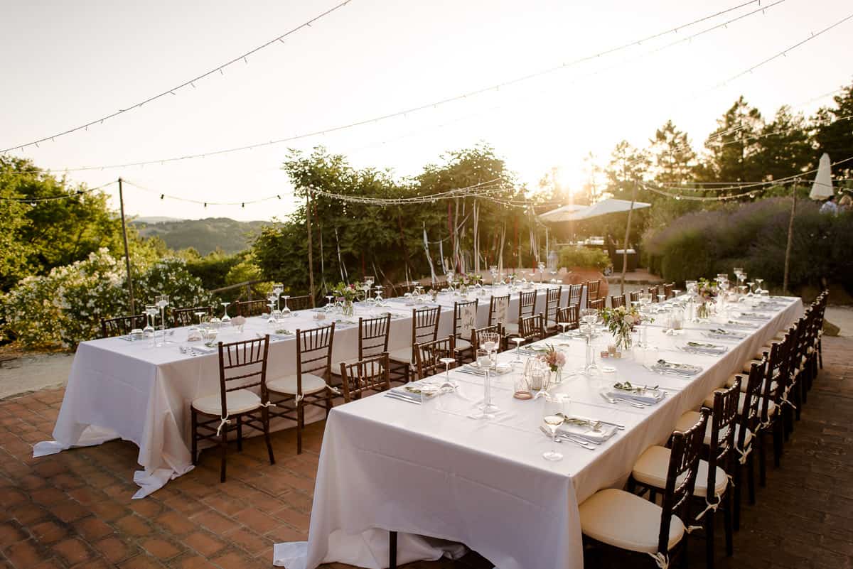 borghetto poggio bianco wedding tables