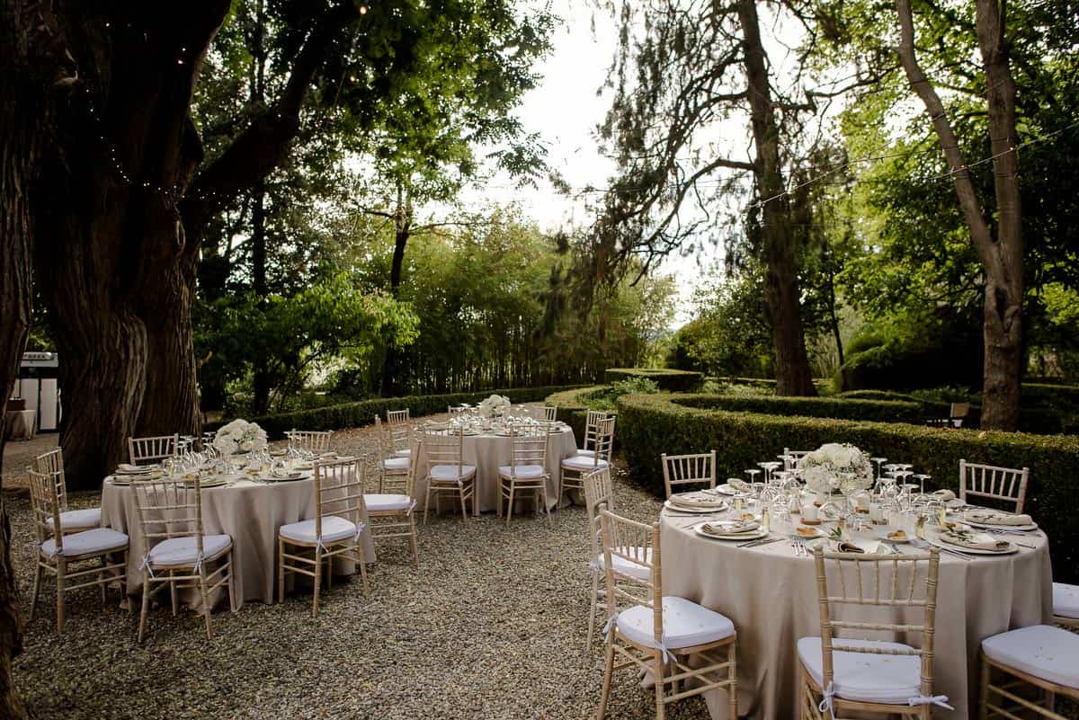 borgo stomennano wedding tables