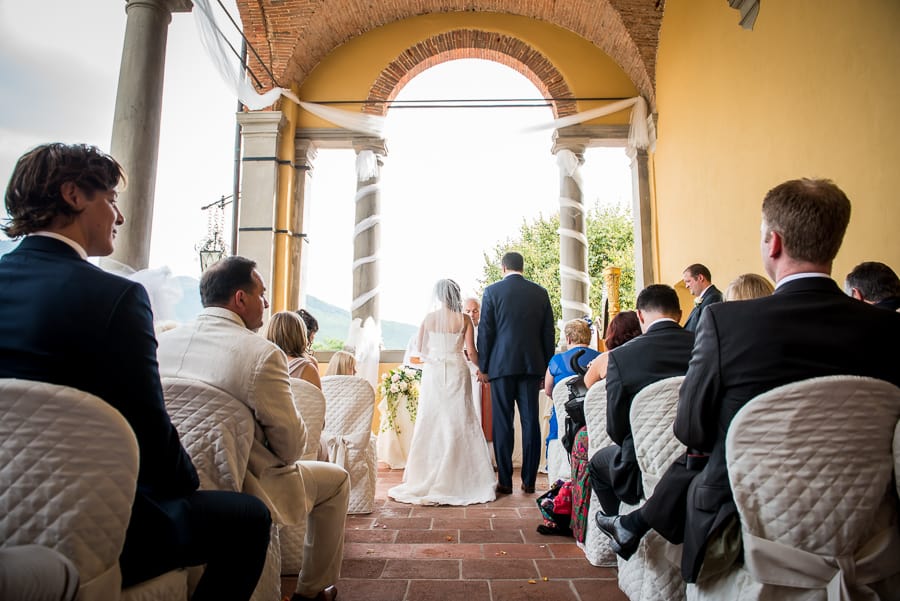 villa rinascimento ceremony in the terrace