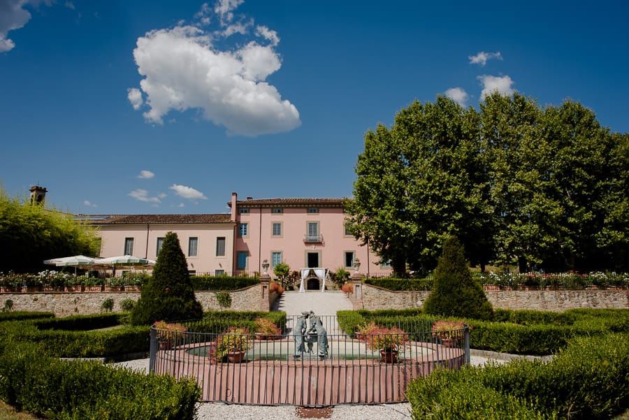 Villa Daniela Grossi Lucca Italian gardens Fontains