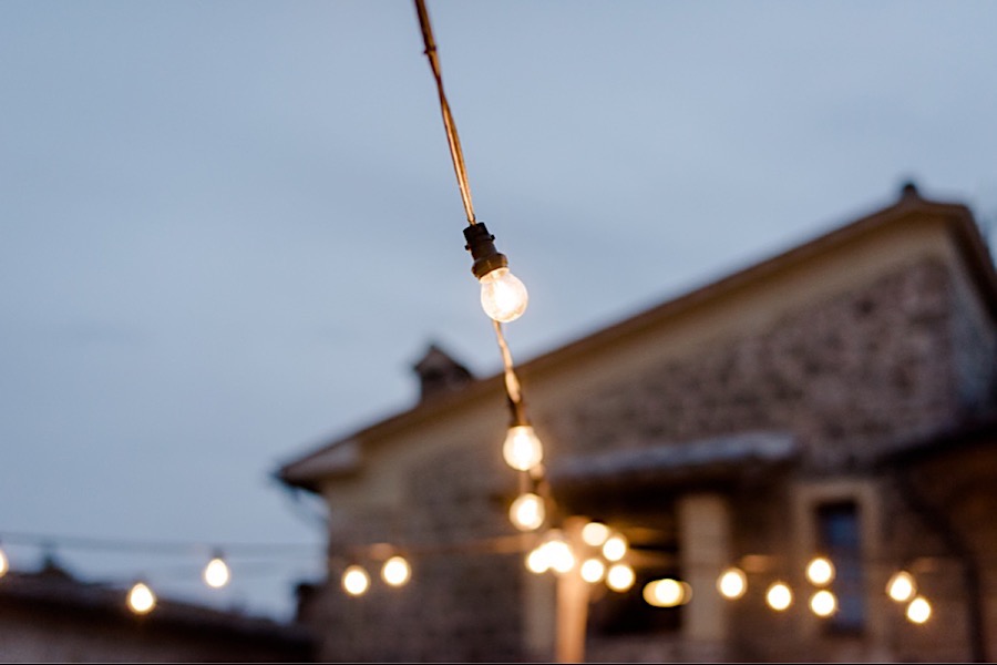 string lights at tenuta di papena