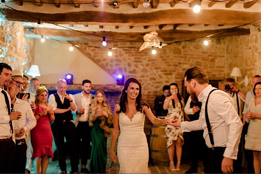 Bride and groom first dance at tenuta di papena