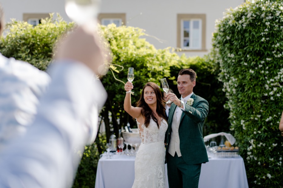 wedding ceremony at Tenuta di Pratello Country Resort toast of the spouses