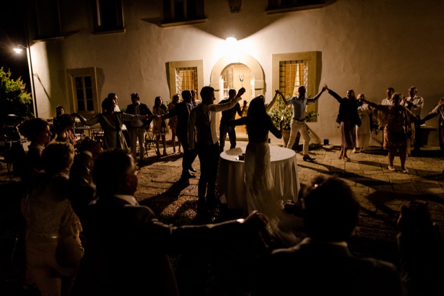 Wedding party at Tenuta di Pratello Country Resort