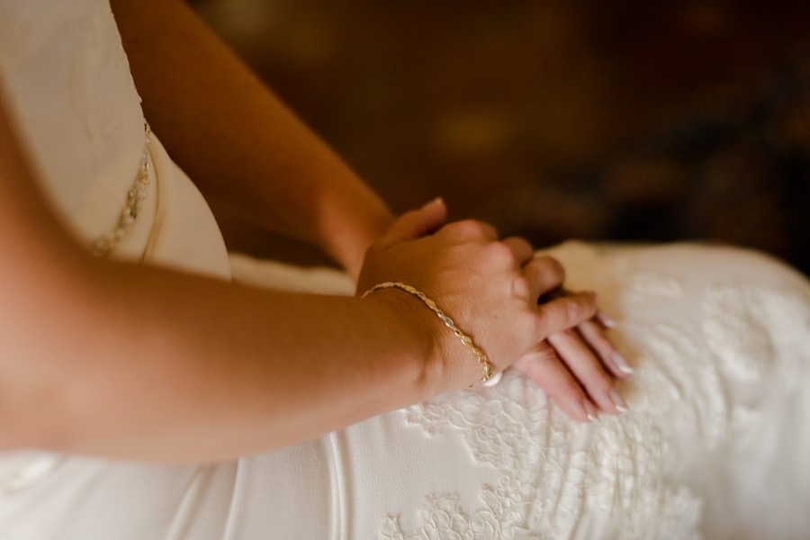 getting ready of the bride hands detail