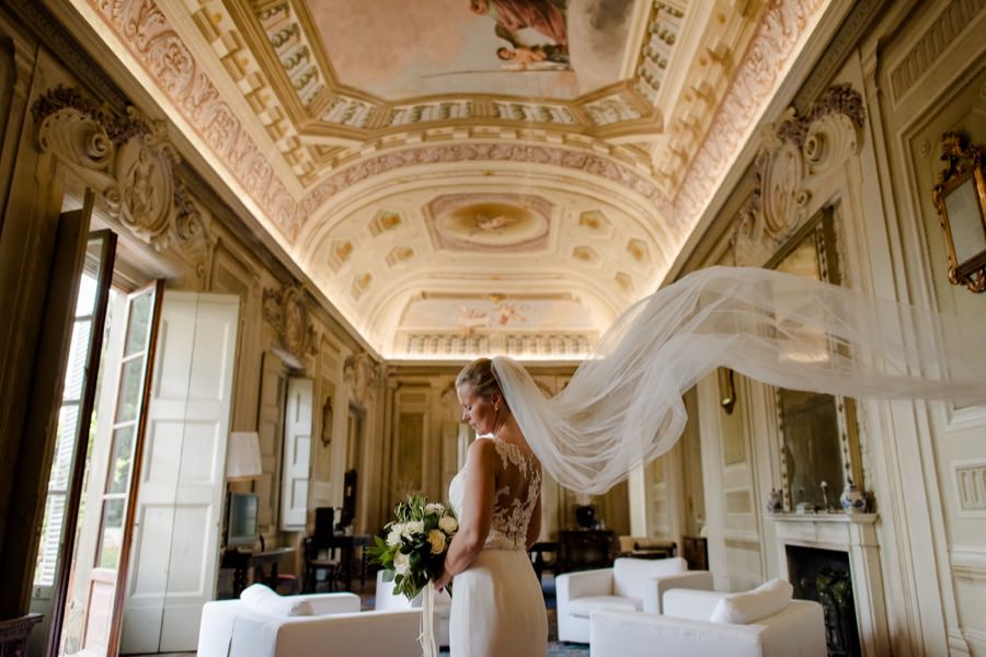 bride portrait montegufoni castle