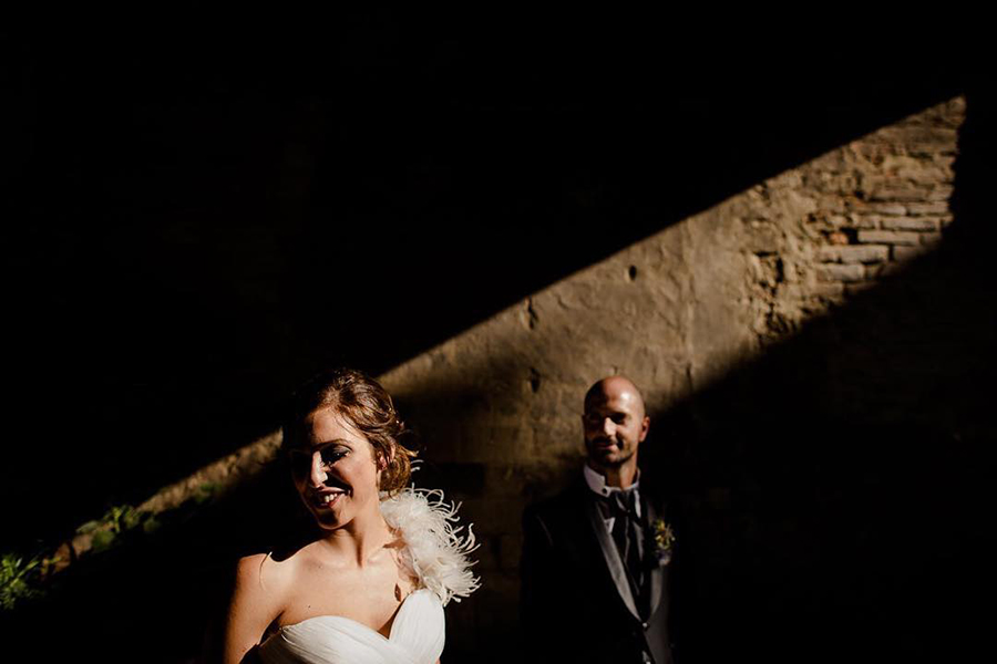 couple portrait using a stripe of light