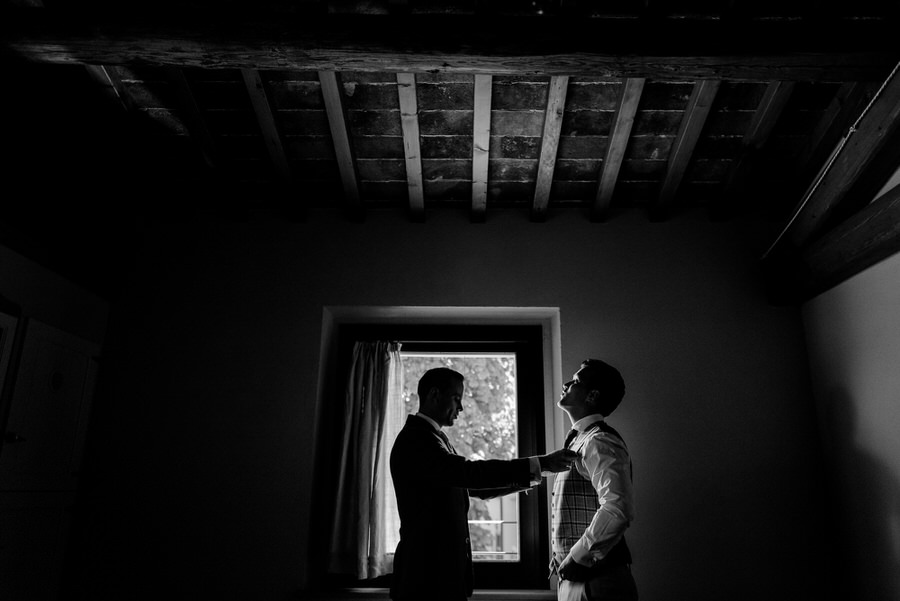 photo black and white of getting ready