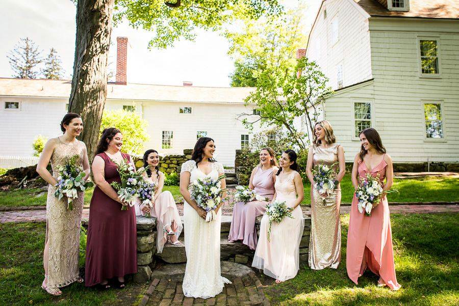 bride and bridesmaids group photo