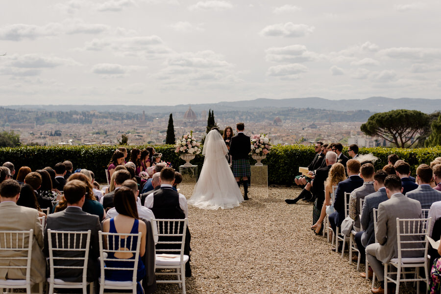 Wedding ceremony at Villa il Garofalo