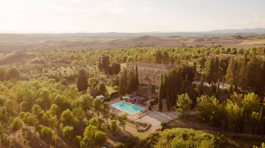 villa in tuscany