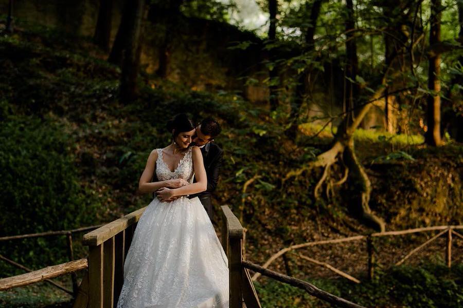 wedding elopement wood tuscany