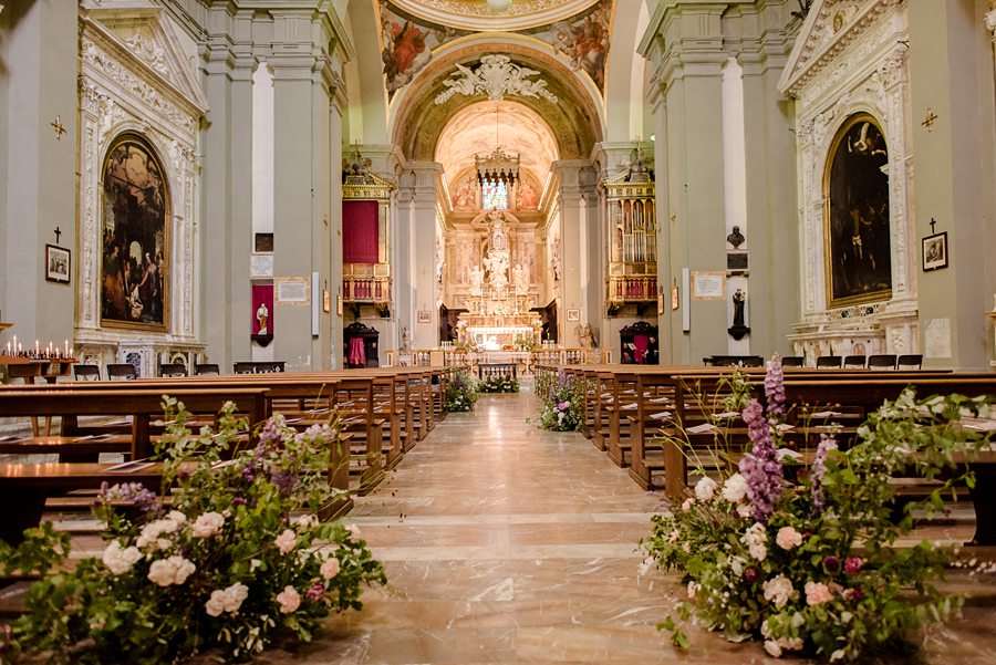 flowers decorations church wedding tuscany