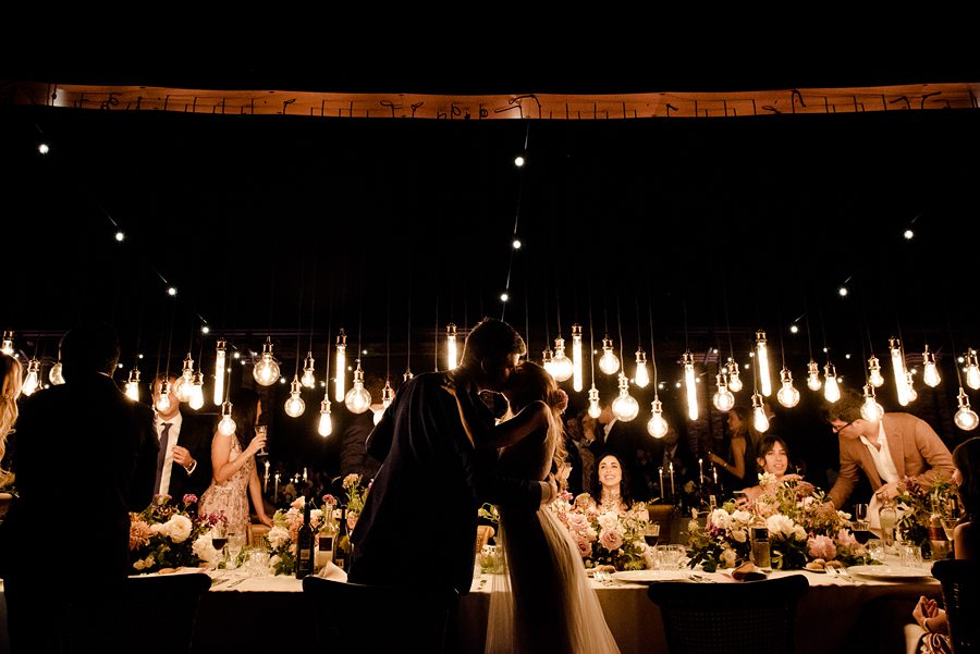 wedding couple kissing