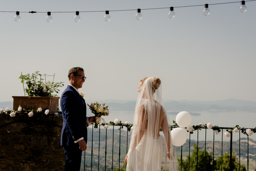 groom reaction during the first look wedding in tuscany